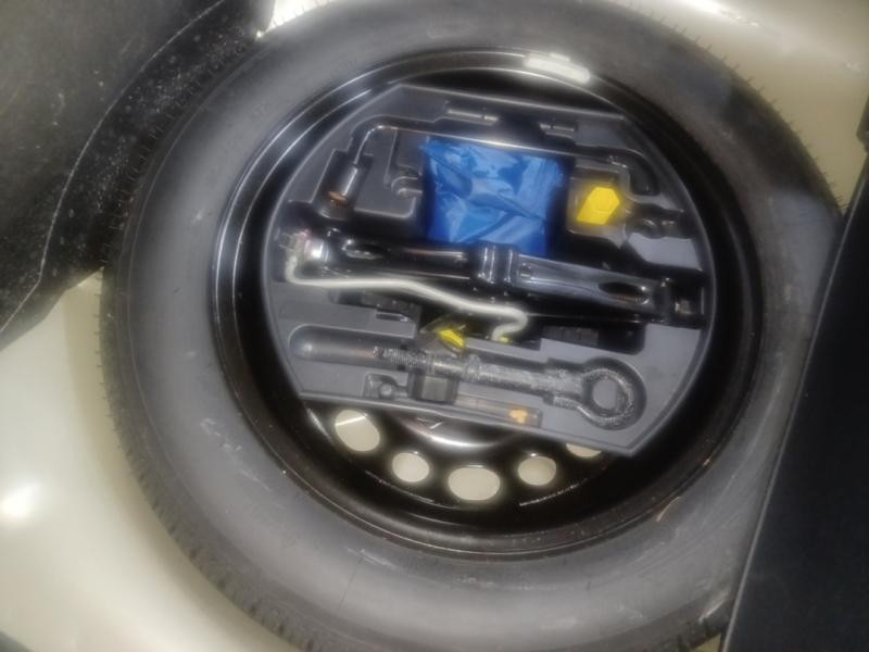 Occasion PEUGEOT 208 1.4 HDi FAP Style 5p 2015 Gris 8990 € à Lesménils