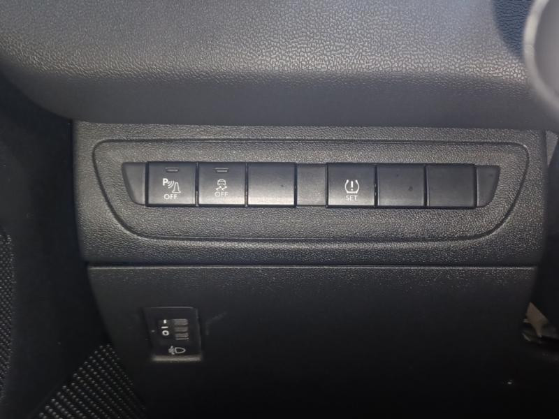 Occasion PEUGEOT 208 1.4 HDi FAP Style 5p 2015 Gris 8990 € à Lesménils