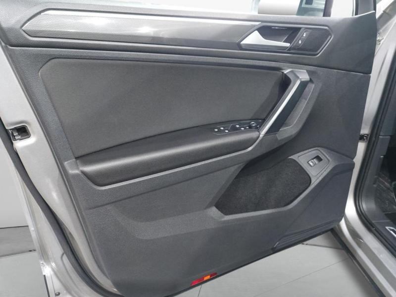 Used VOLKSWAGEN Tiguan 2.0 TDI 150ch Match DSG7 Euro6d-T 2020 Reflet d'Argent métallisée € 22990 in Lesménils