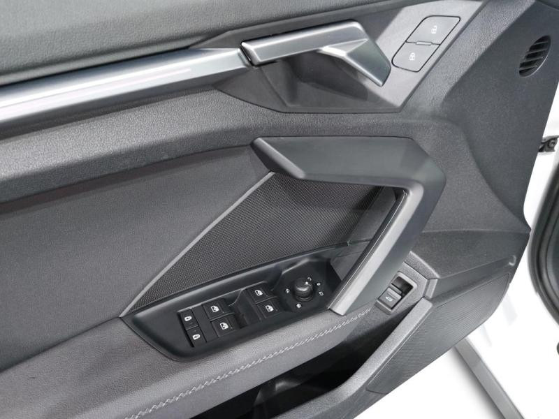 Occasion AUDI A3 Sportback 35 TFSI 150ch Mild Hybrid S line S tronic 7 2021 Blanc 25990 € à Lesménils