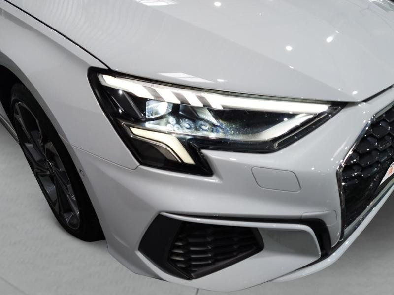 Occasion AUDI A3 Sportback 35 TFSI 150ch Mild Hybrid S line S tronic 7 2021 Blanc 25990 € à Lesménils