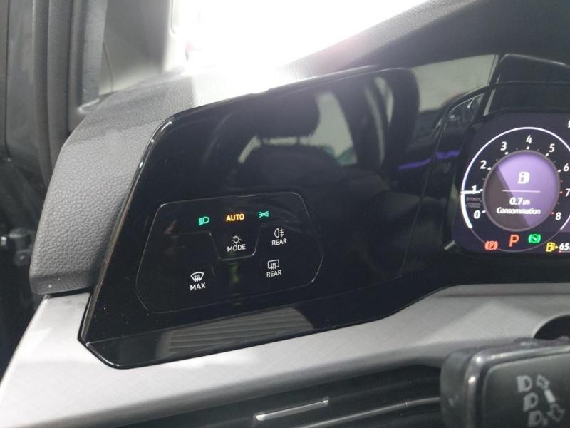 Used VOLKSWAGEN Golf 1.0 eTSI OPF 110ch Life DSG7 2020 Gris € 17490 in Lesménils