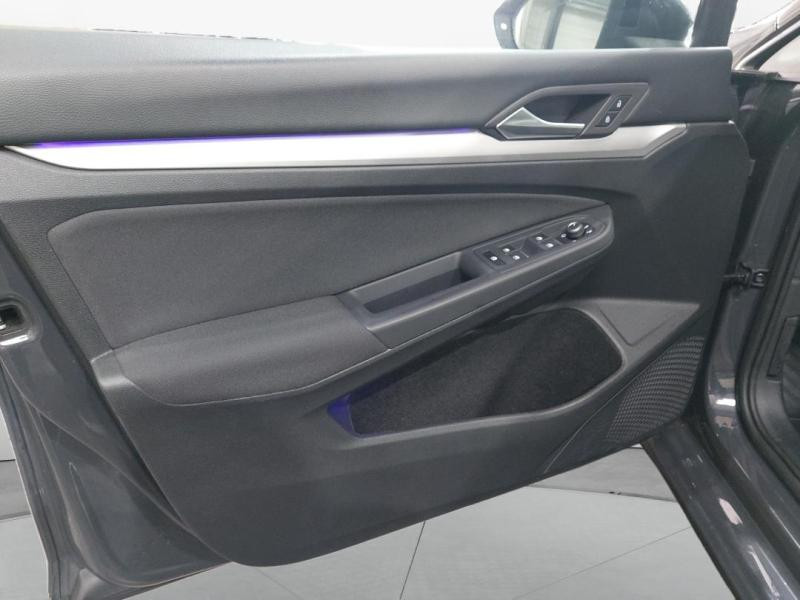 Used VOLKSWAGEN Golf 1.0 eTSI OPF 110ch Life DSG7 2020 Gris € 17490 in Lesménils