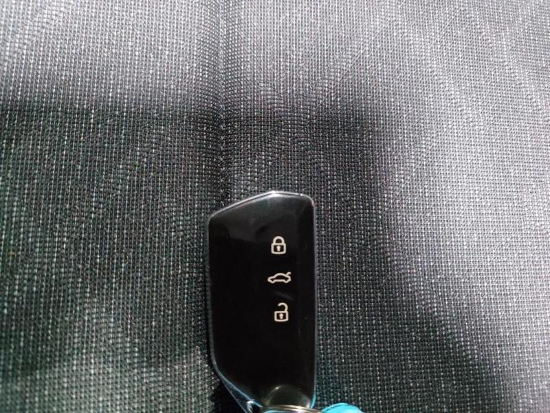 Used VOLKSWAGEN Golf 1.0 eTSI OPF 110ch Life DSG7 2020 Gris € 17490 in Lesménils