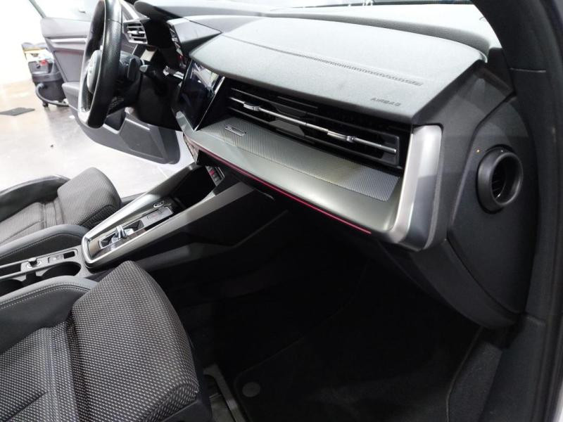 Occasion AUDI A3 Sportback 35 TFSI 150ch Mild Hybrid S line S tronic 7 2021 Blanc 25990 € à Lesménils