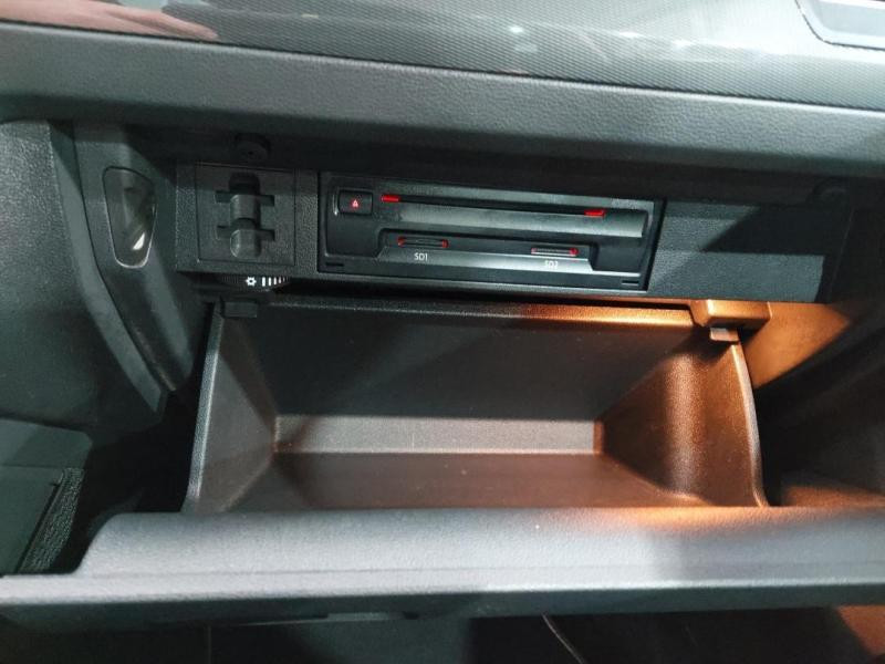 Used VOLKSWAGEN Tiguan 2.0 TDI 150ch Match DSG7 Euro6d-T 2020 Reflet d'Argent métallisée € 22990 in Lesménils