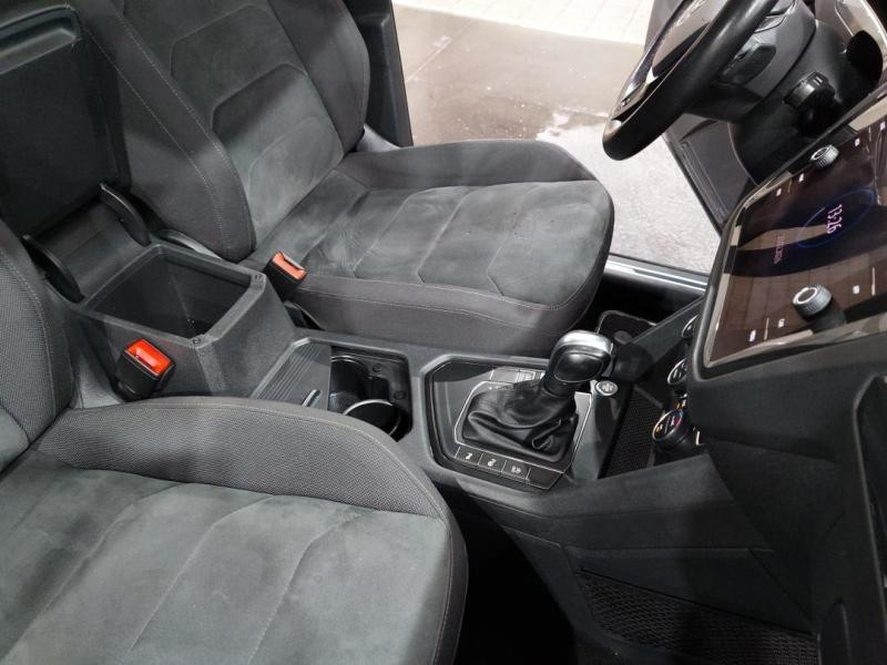 Used VOLKSWAGEN Tiguan 2.0 TDI 150ch Match DSG7 Euro6d-T 2020 Reflet d'Argent métallisée € 22990 in Lesménils