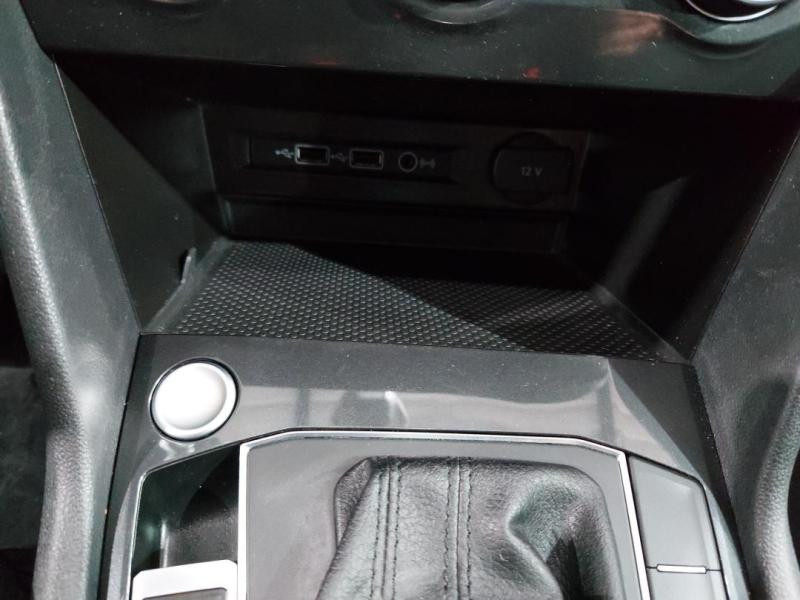 Used VOLKSWAGEN Tiguan 2.0 TDI 150ch Match DSG7 Euro6d-T 2020 Reflet d'Argent métallisée € 22990 in Lesménils