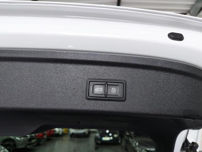 Occasion AUDI A3 Sportback 35 TFSI 150ch Mild Hybrid S line S tronic 7 2021 Blanc 25990 € à Lesménils