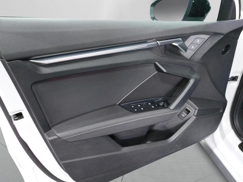 Occasion AUDI A3 Sportback 35 TFSI 150ch Mild Hybrid S line S tronic 7 2021 Blanc 25990 € à Lesménils