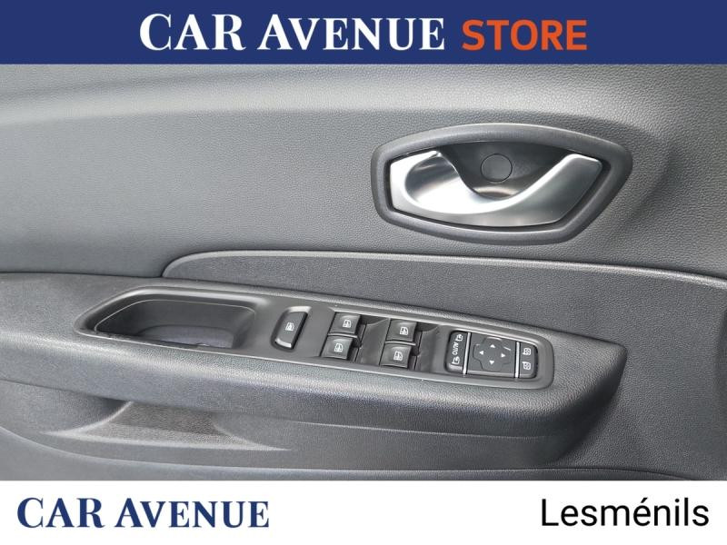 Occasion RENAULT Captur 1.3 TCe 150ch energy S-Edition EDC 2018 Blanc Nacré/Noir Etoilé 12990 € à Lesménils