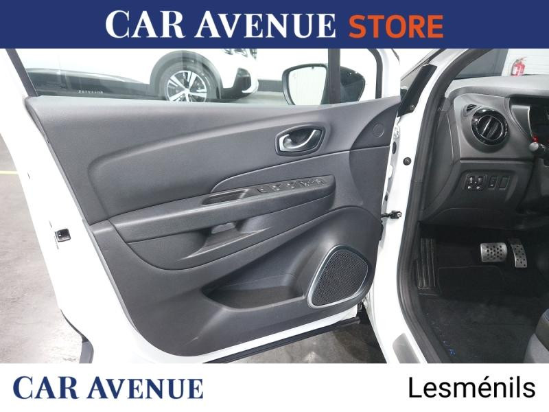 Occasion RENAULT Captur 1.3 TCe 150ch energy S-Edition EDC 2018 Blanc Nacré/Noir Etoilé 12990 € à Lesménils