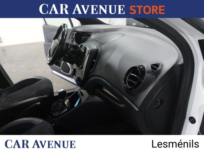 Occasion RENAULT Captur 1.3 TCe 150ch energy S-Edition EDC 2018 Blanc Nacré/Noir Etoilé 12990 € à Lesménils