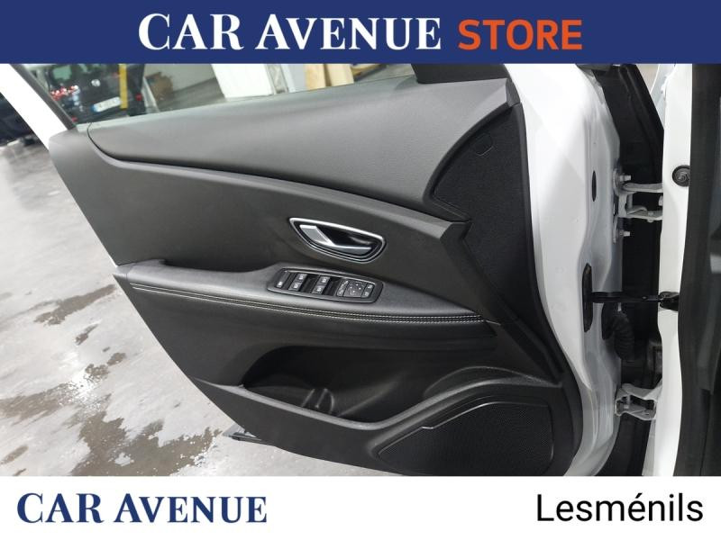 Used RENAULT Scenic 1.3 TCe 140ch FAP Limited 2018 Blanc € 12990 in Lesménils