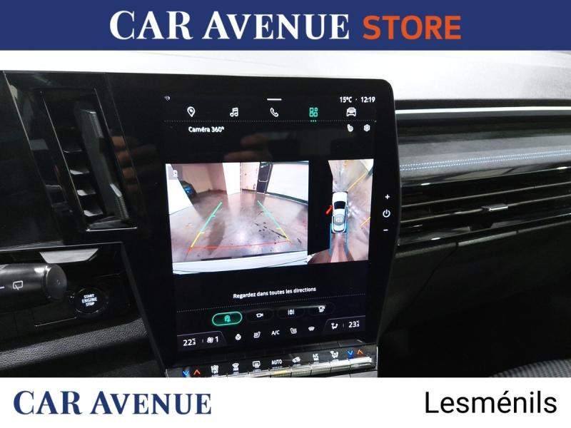 Used RENAULT Austral 1.2 E-Tech full hybrid 200ch Iconic esprit Alpine- 23 2024 Blanc Nacré brillant € 27990 in Lesménils