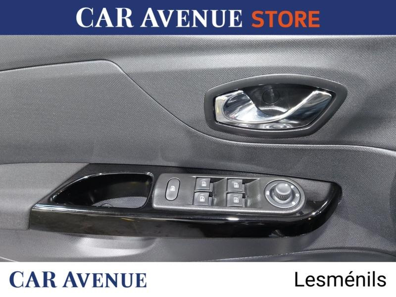 Used RENAULT Captur 1.2 TCe 120ch Stop&Start energy Intens EDC Euro6 2015 2015 Gris € 9990 in Lesménils
