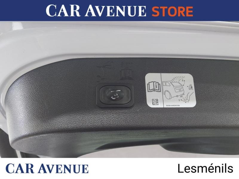 Used FORD Kuga 2.0 TDCi 150ch Stop&Start ST-Line 4x2 2019 Blanc Glacier € 15990 in Lesménils