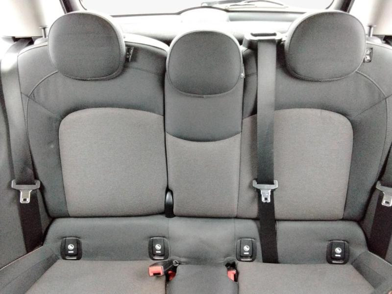 Occasion MINI Mini 5 Portes One 102ch 2015 Noir 8490 € à Lesménils