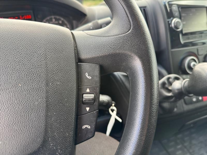 Used PEUGEOT Boxer Fg 333 L2H2 2.2 BlueHDi S&S 140ch Premium 2022 Blanc Icy € 18490 in Lesménils