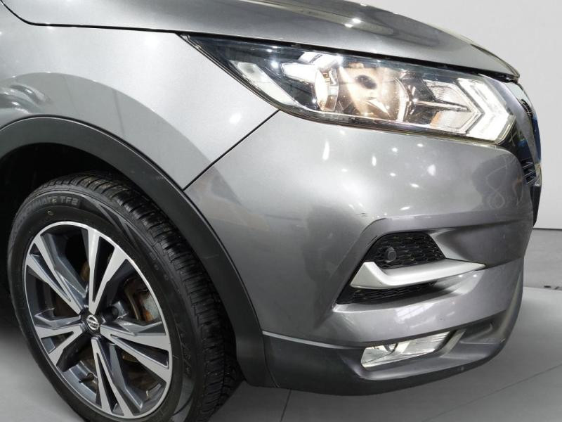 Used NISSAN Qashqai 1.2L DIG-T 115ch N-Connecta Xtronic 129g 2018 Gris Squale € 12990 in Lesménils