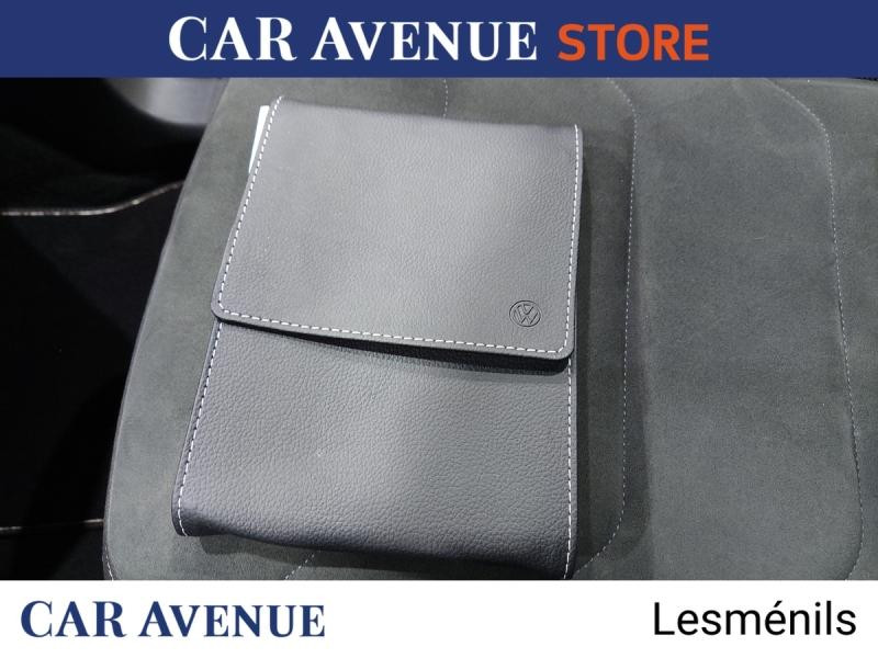 Used VOLKSWAGEN Tiguan 2.0 TDI 150ch Carat DSG7 2019 Blanc Pur € 21990 in Lesménils