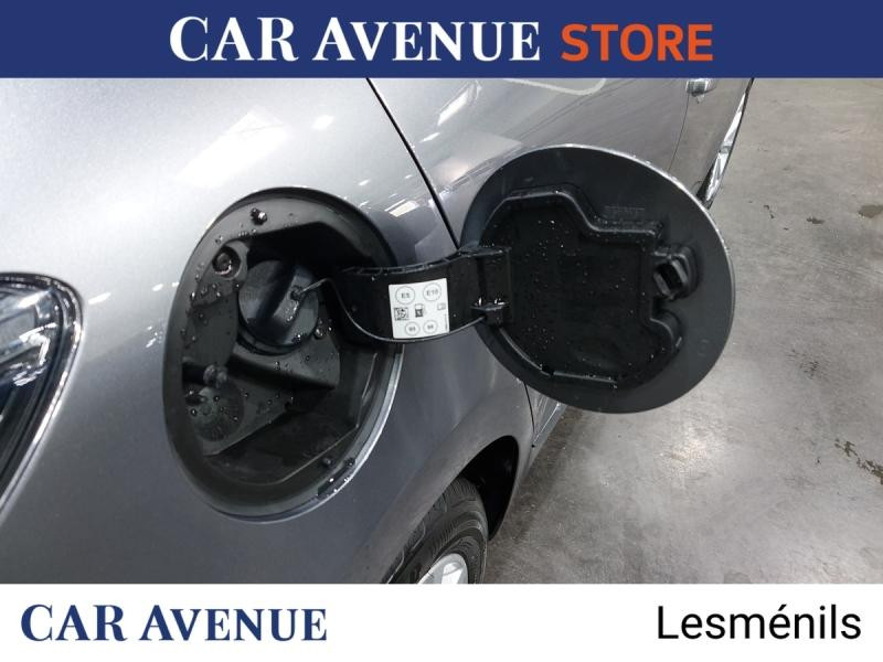 Used RENAULT Clio 1.0 TCe 90ch Evolution X-Tronic 2025 Blanc € 17990 in Lesménils