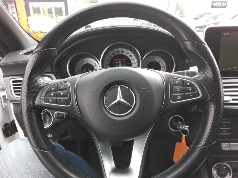 Used MERCEDES-BENZ CLS Shooting Brake 350 d CLS 2017 Blanc diamant brillant designo € 21990 in Lesménils