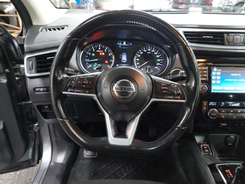 Used NISSAN Qashqai 1.2L DIG-T 115ch N-Connecta Xtronic 129g 2018 Gris Squale € 12990 in Lesménils