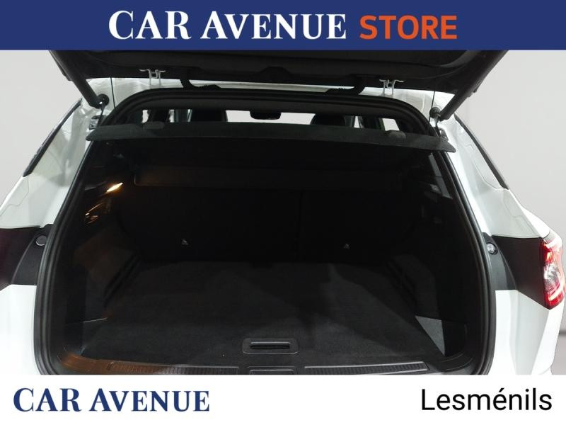 Used RENAULT Austral 1.2 E-Tech full hybrid 200ch Iconic esprit Alpine- 23 2024 Blanc Nacré brillant € 27990 in Lesménils