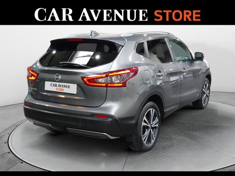 Used NISSAN Qashqai 1.2L DIG-T 115ch N-Connecta Xtronic 129g 2018 Gris Squale € 12990 in Lesménils