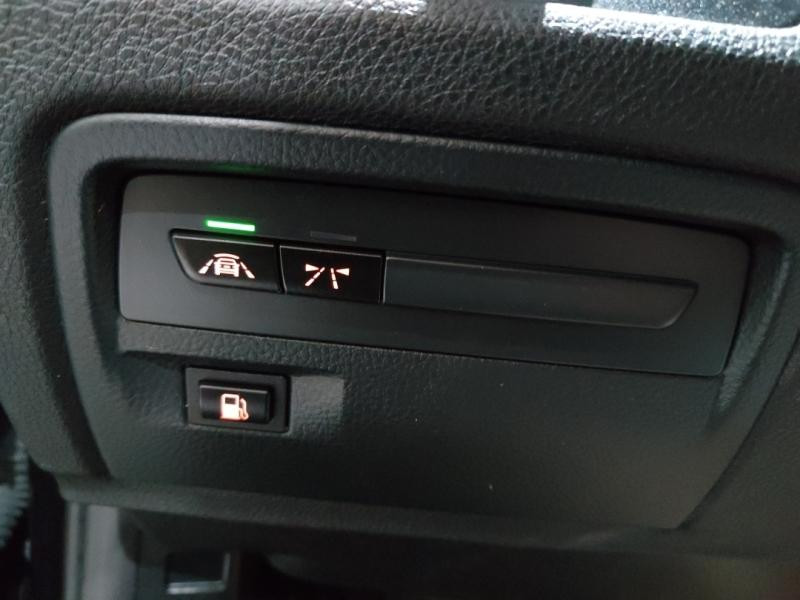 Used BMW Série 3 330eA 252ch Luxury 2018 Saphirschwarz € 19990 in Lesménils