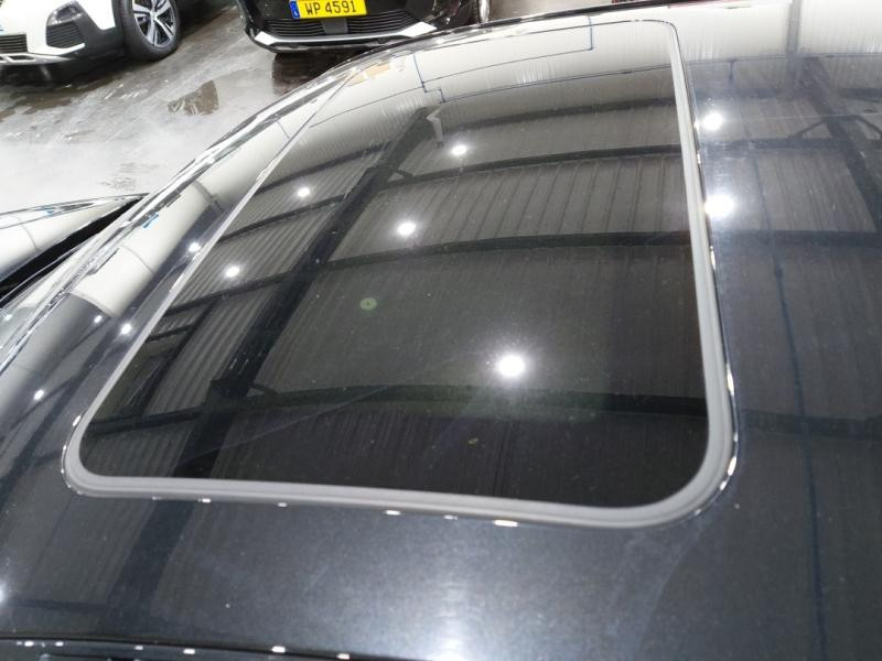 Used BMW Série 3 330eA 252ch Luxury 2018 Saphirschwarz € 19990 in Lesménils