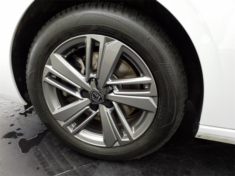 Used PEUGEOT 308 SW 1.2 PureTech 130ch S&S Allure 2024 Blanc Okénite (M) € 15490 in Lesménils
