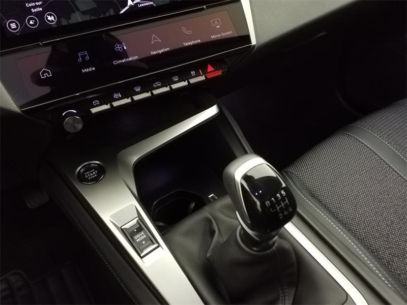 Used PEUGEOT 308 SW 1.2 PureTech 130ch S&S Allure 2024 Blanc Okénite (M) € 15490 in Lesménils