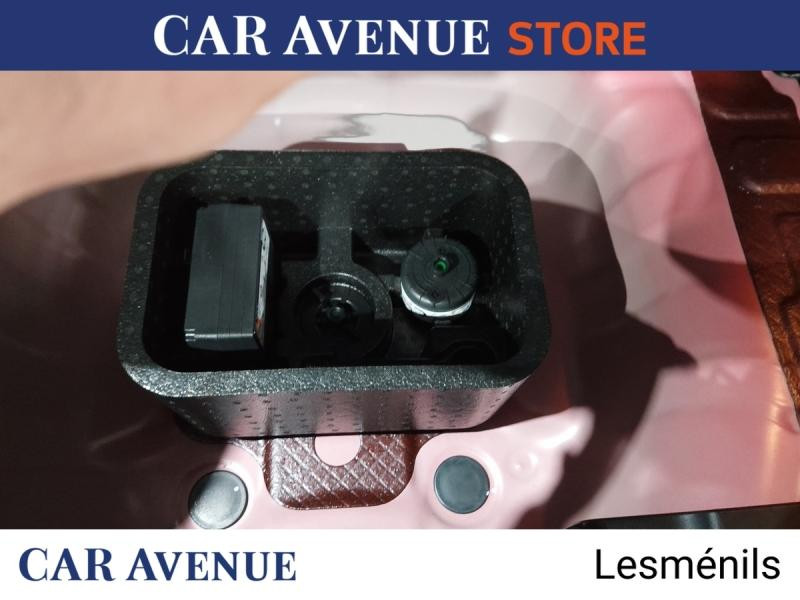 Used HYUNDAI i20 1.0 T-GDi 100ch Creative DCT-7 2025 Dragon Red Métal € 18990 in Lesménils