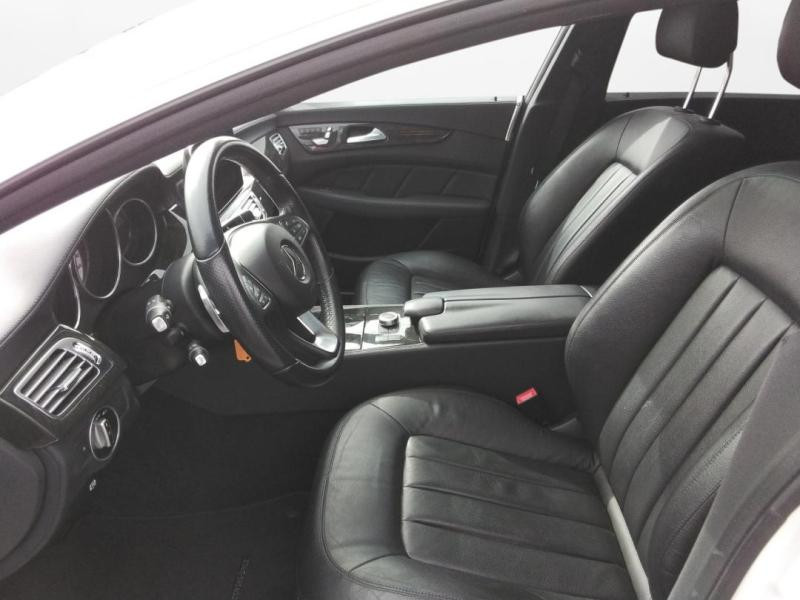 Used MERCEDES-BENZ CLS Shooting Brake 350 d CLS 2017 Blanc diamant brillant designo € 21990 in Lesménils