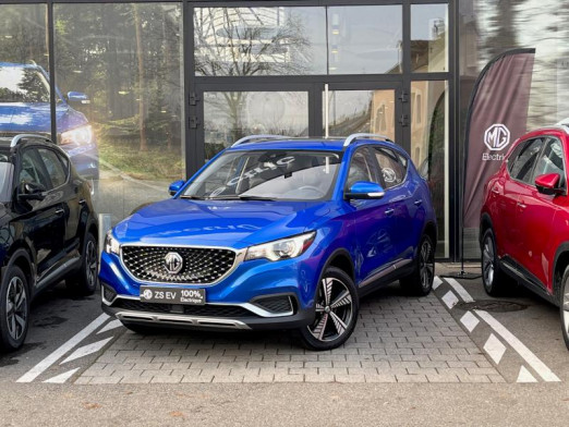 Occasion MG MOTOR ZS EV Electric 143 Luxury 260 kms d'autonomie toit ouvrant gps camera garantie 2028 2021 Regal Blue métallisée 22 990 € à Mulhouse