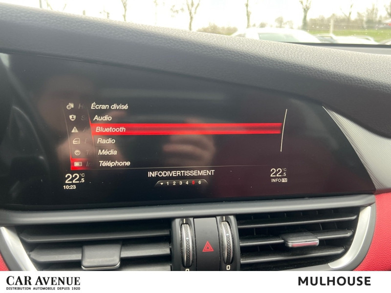 Occasion ALFA ROMEO Giulia 2.0 280 Veloce Q4 AT8 Caméra Toit ouvrant Garantie 1an 2017 Noir 32888 € à Mulhouse