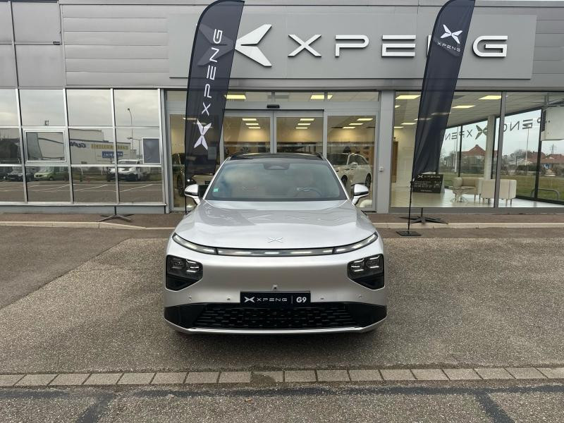 Occasion XPENG G9 Standard pack premium dynaudio attelage 460 km d'autonomie recharge 20min 2024 Silver Frost 51990 € à Mulhouse