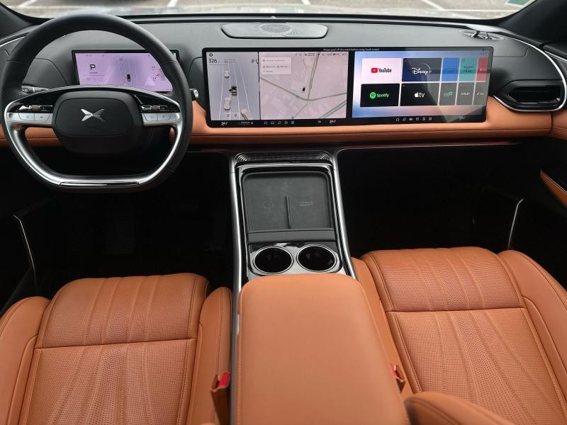 Occasion XPENG G9 Standard pack premium dynaudio attelage 460 km d'autonomie recharge 20min 2024 Silver Frost 51990 € à Mulhouse