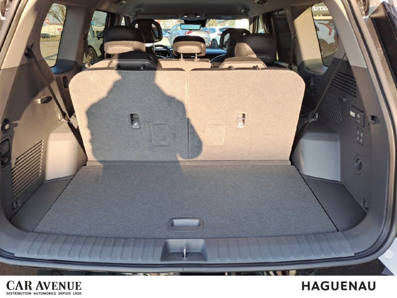 Occasion KIA EV9 204ch Earth 2WD 2023 Gris Ivoire Glossy métallisé 56490 € à Mulhouse