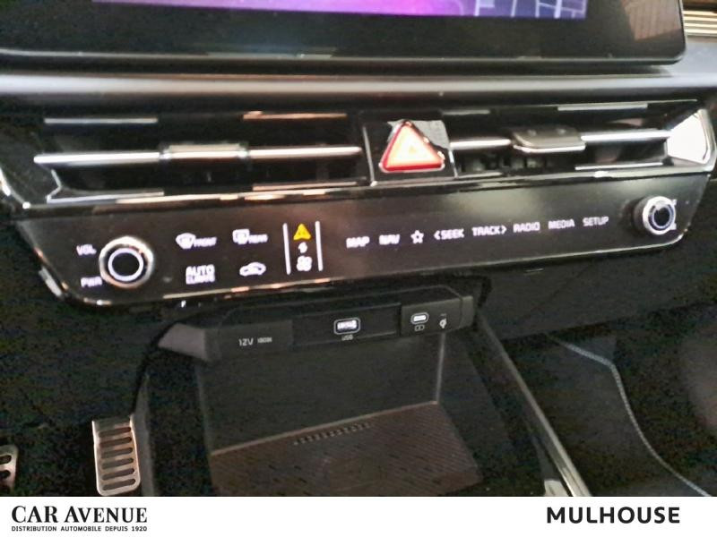 Occasion KIA Niro 1.6 GDi 141ch HEV Premium DCT6 2024 Vert Aventurine Métallisé/Montant Noir 31490 € à Mulhouse