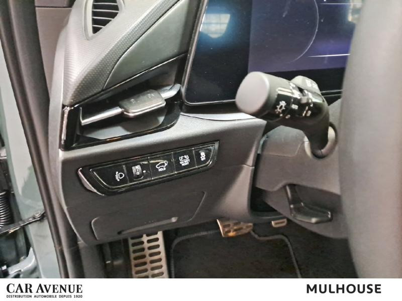 Occasion KIA Niro 1.6 GDi 141ch HEV Premium DCT6 2024 Vert Aventurine Métallisé/Montant Noir 31490 € à Mulhouse