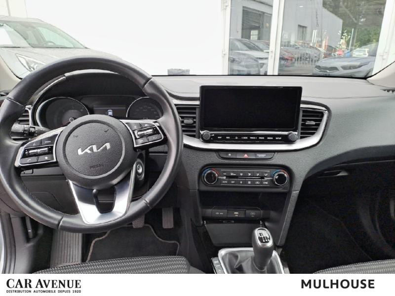 Occasion KIA Ceed 136 Active Business iBVM6 Caméra CarPlay Garantie 02/30 2023 Blanc 21390 € à Mulhouse