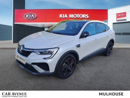 Used RENAULT Arkana 1.6 E-Tech hybride 145ch RS Line Fast Track Garantie 1an Attelage CarPlay LED Caméra 2022 Blanc Perle € 23,990 in Mulhouse