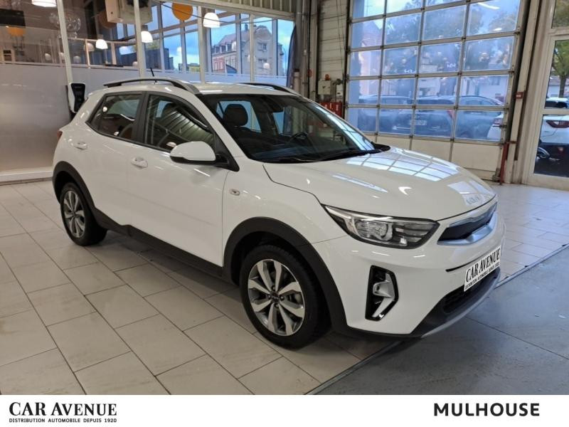 Occasion KIA Stonic 1.0 T-GDi 100ch Active DCT7 GARANTIE 12 MOIS 2023 Blanc 15990 € à Mulhouse