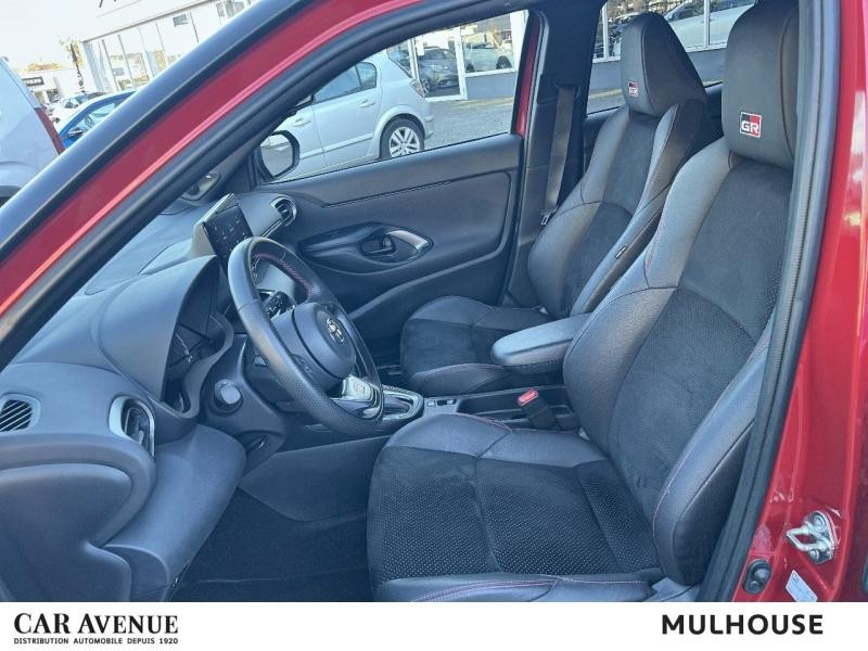Occasion TOYOTA Yaris Cross 116h GR Sport MY22 2023 Rouge Intense/Toit Noir (M) 23490 € à Mulhouse