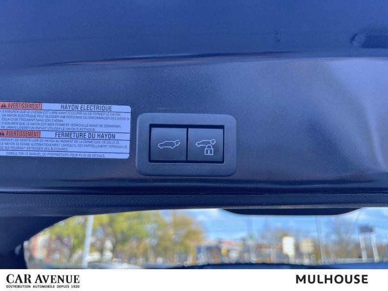 Occasion TOYOTA Yaris Cross 116h GR Sport MY22 2023 Rouge Intense/Toit Noir (M) 23490 € à Mulhouse