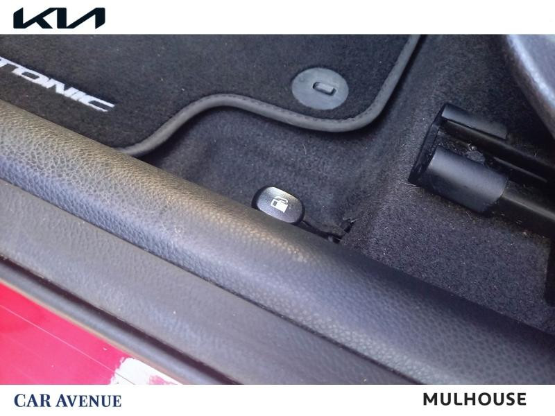Occasion KIA Stonic 1.4 100ch ISG Active Garantie 1an CarPlay Caméra Clim 2018 Rouge Grenadine 12990 € à Mulhouse