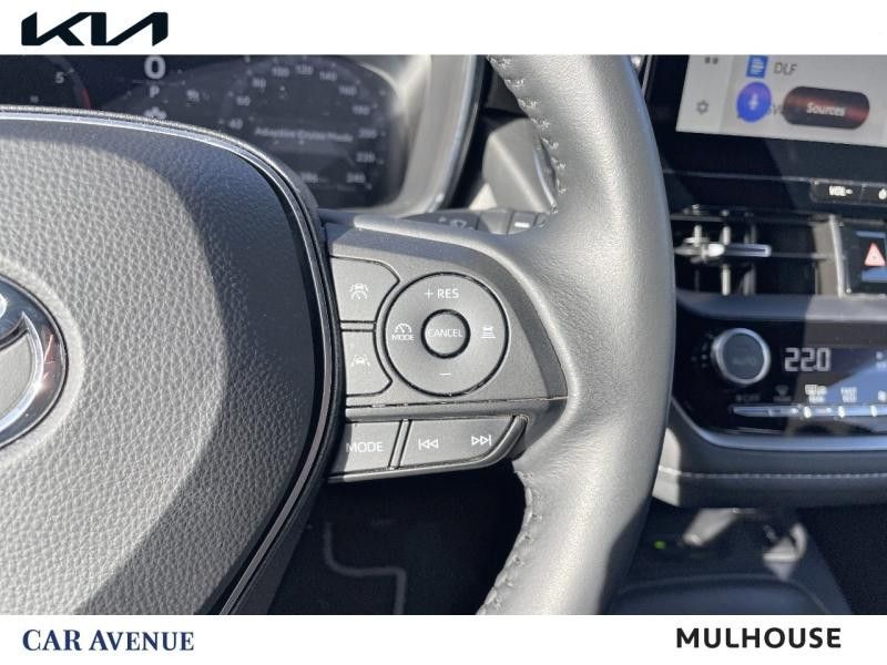 Occasion TOYOTA Corolla 1.8 140ch Dynamic MY23 2024 Blanc lunaire nacre 24990 € à Mulhouse